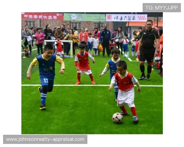 中国足球再现辉煌时刻，激情与梦想交织，赛季状态备受期待