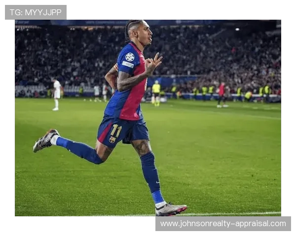 拉菲尼亚:单赛季进攻端爆发跻身英超关注焦点 拉菲尼亚:单赛季进攻端爆发跻身英超关注焦点