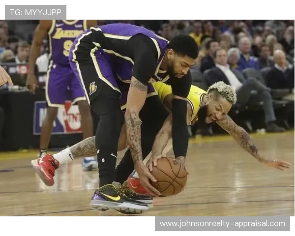 库兹马挡拆拉开空间提升得分效率明显超过近季表现